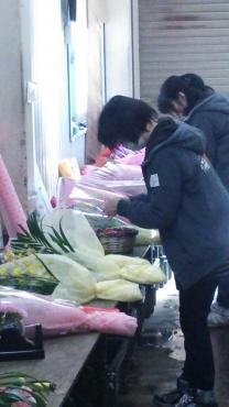 明日は羽島市内の小学校、中学校で離任式です。｜「竹花園花店」　（岐阜県羽島市の花キューピット加盟店 花屋）のブログ